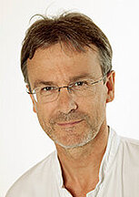 Portrait: Oberarzt Dr. med. Wolfram Kluge