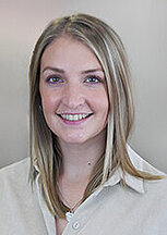 Portrait: Referentin Personalmarketing Julia Johannsen Portrait: Referentin Personalmarketing Julia Johannsen