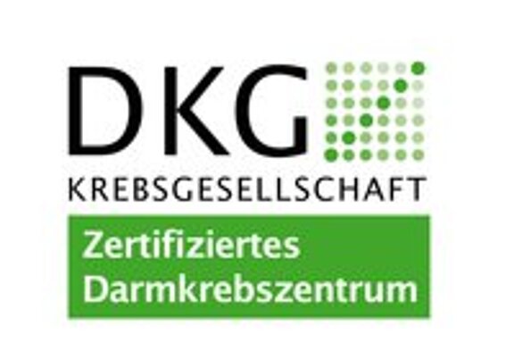 Logo der DKG Krebsgesellschaft - Zertifiziertes Darmkrebszentrum - öffnet die externe Website von www.Onkozert.de