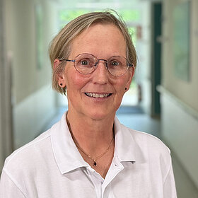 Ober&auml;rztin Dr. med. Antje G&uuml;ldenring