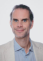 Portrait: Leitender Oberarzt Dr. med. Henning Vieker