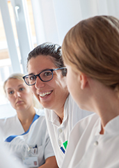 Detailseite öffnen: MitarbeiterInnen des Klinikums Itzehoe Portrait: MitarbeiterInnen des Klinikums Itzehoe
