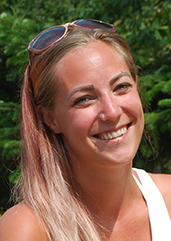 Portrait: Gesundheits- und Krankenpflegerin/Praxisanleiterin Hanna Pollert