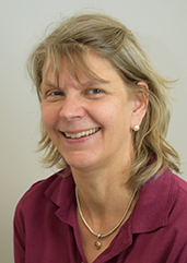 Portrait: Physiotherapeutin/Beckenbodentherapeutin Birgit Henze Portrait: Physiotherapeutin/Beckenbodentherapeutin Birgit Henze